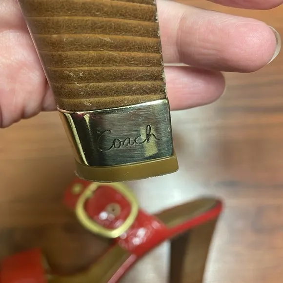 Coach Made in Italy Sandals Platform Heels Patent Leather Red Size 9 Orig.$149