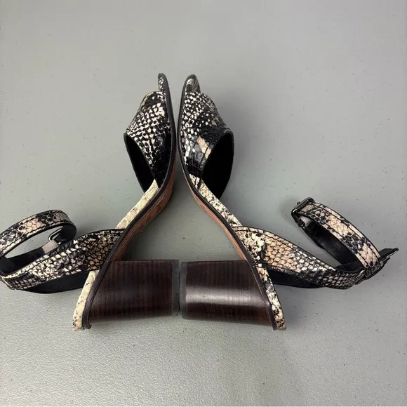 Coach Pipher Women's Heels Sandals 6.5B Black Snake Print Ankle Buckle Block