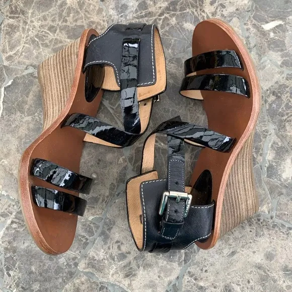 COACH PRUE PATENT LEATHER Wedge Sandals Size 6B Black Q1470 Side Buckle