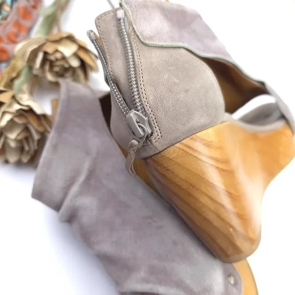 Coclico Stylish Women's Distressed Purple. Gray Platform Wedge Sandals Sz 38