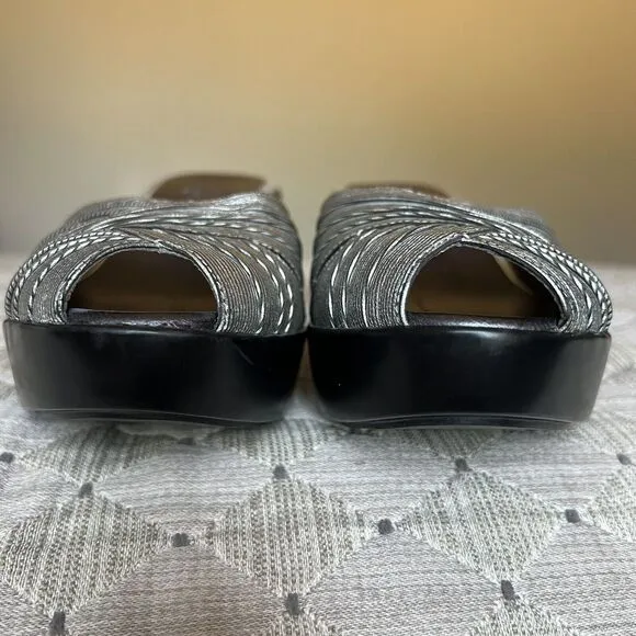 Cole Haan Metallic Silver Open Peep Toe Wedge Slip On Slide Sandal Women’s 8 B