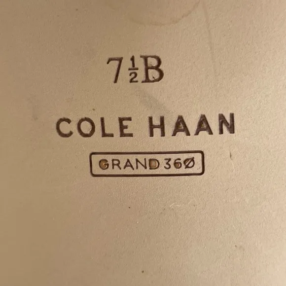 COLE HAAN Womens Modern Classics Lewis Snake Slip On Dress Sandals Shoes