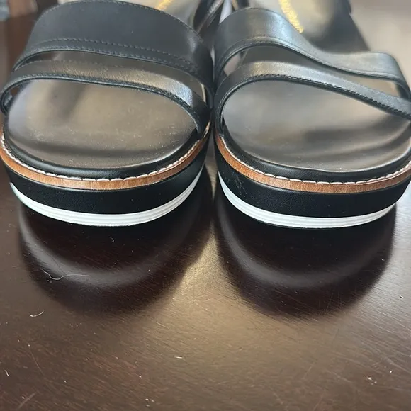COLE HAAN Womens OriginalGrand PeytonFlatform Sandals Black Sz 9 Comfy Vacation