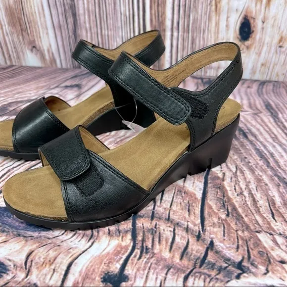 Comfortiva Black Leather Abria Wedge Strap Sandals