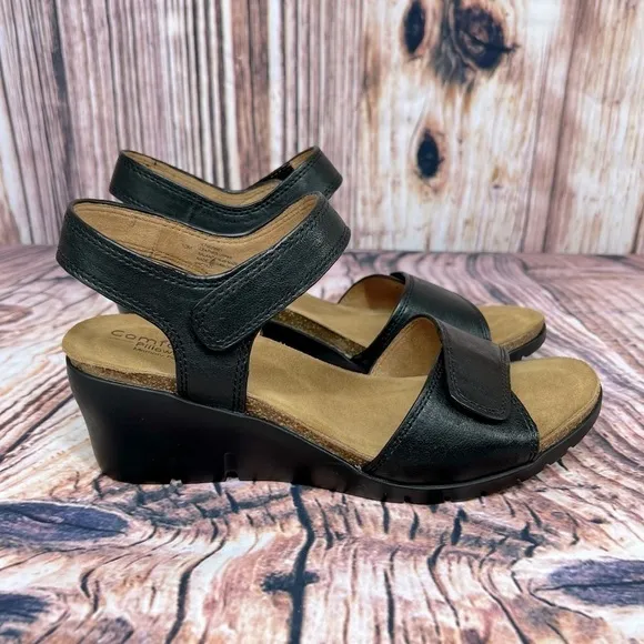 Comfortiva Black Leather Abria Wedge Strap Sandals