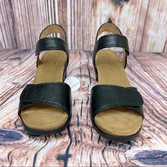 Comfortiva Black Leather Abria Wedge Strap Sandals