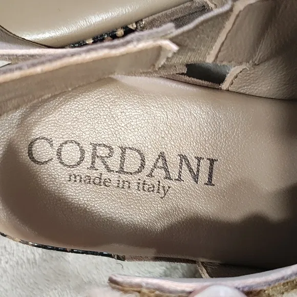 Cordani made in Italy brown suede platform wedge sandals NWOB size 39/8.5