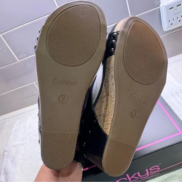 Corkys Tiffanie Smooth Black Wedge Sandals - NWT/NIB