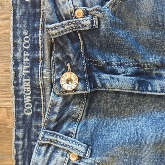 COWGIRL TUFF &quot;C. Breeze&quot; flares wide leg jeans acid wash bell bottoms 30R 30x33L