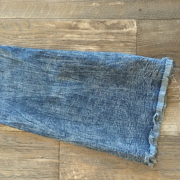 COWGIRL TUFF &quot;C. Breeze&quot; flares wide leg jeans acid wash bell bottoms 30R 30x33L