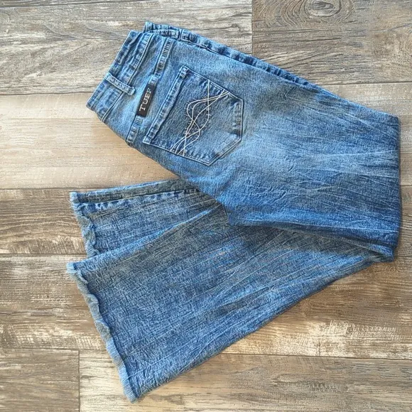 COWGIRL TUFF &quot;C. Breeze&quot; flares wide leg jeans acid wash bell bottoms 30R 30x33L