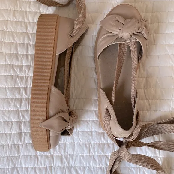 Creeper Platform Sandals with bow by Fenty Oatmeal Tan Size 9