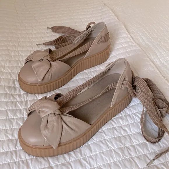 Creeper Platform Sandals with bow by Fenty Oatmeal Tan Size 9