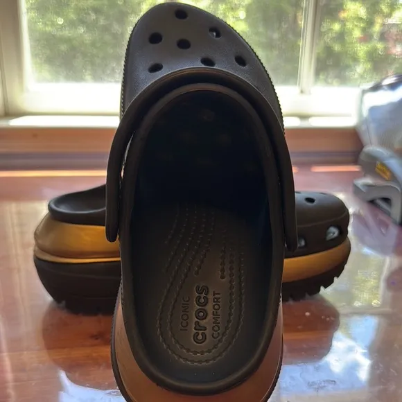 CROCS Black and Gold Kids Sandals