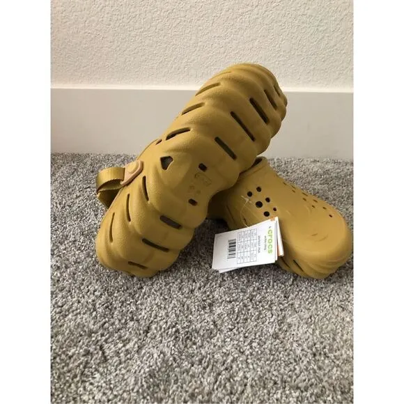 Crocs Echo Clog Desert Grass Men’s Sandals Slides Size 9 New