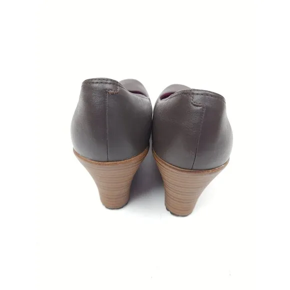 Crocs Leigh Sandals Women's 6 Brown Platform Ballet Wedge Heel