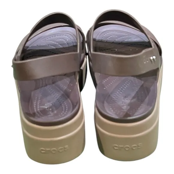 Crocs Women’s Brooklyn Low Wedges, Platform Sandals Size 10W.