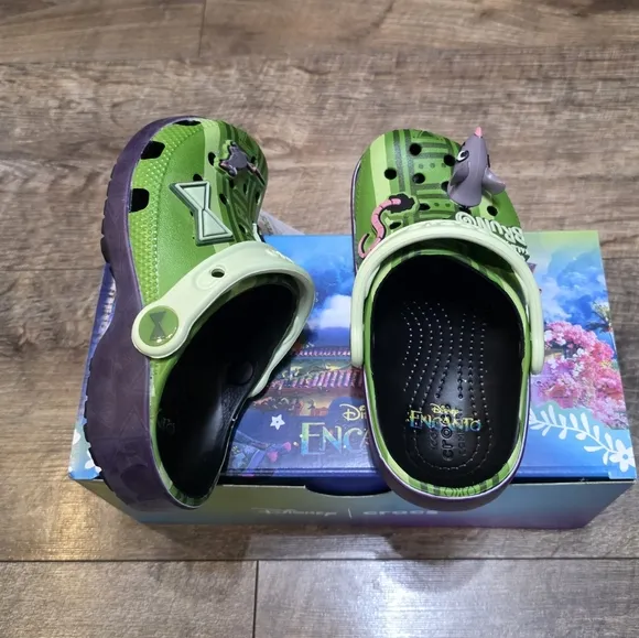 Crocs X Disney Encanto Glow in the Dark  Sandals Toddler Girls C8