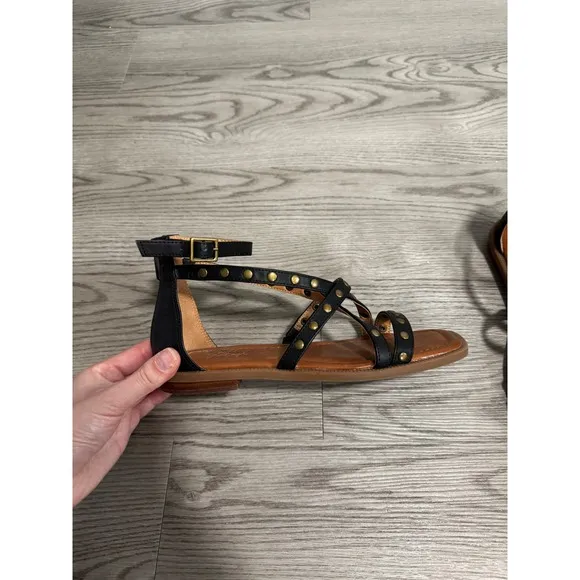 Crown Vintage Studded Ankle Strap Sandals Gladiator Style Black 6 North Square