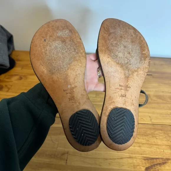 CYDWOQ Tan Brown Leather Toe Strap Ankle Strap Sandals Size 36.5