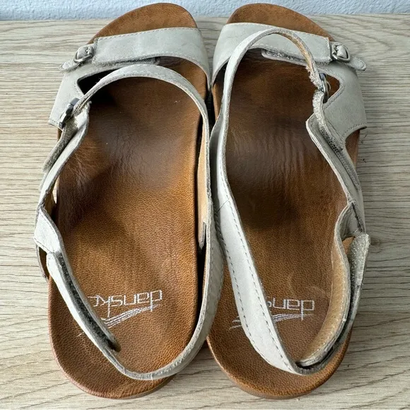 Dansko Beige Leather Jordyn Adjustable 3 Strap Sandals Womens Size 39 6213610300