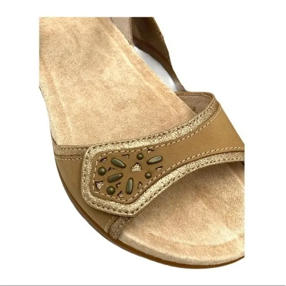 Dansko Blythe Sand Milled Nubuck Comfort Sandals Sand NIB