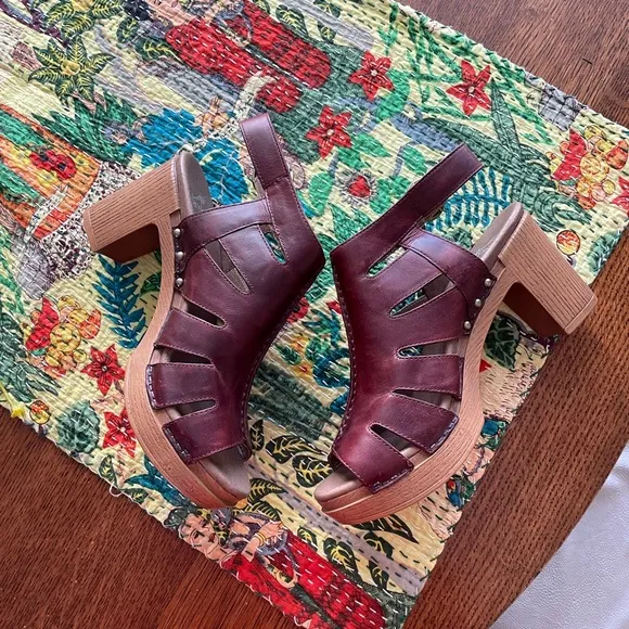 Dansko Demtra Sandals