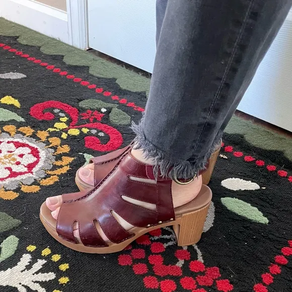 Dansko Demtra Sandals