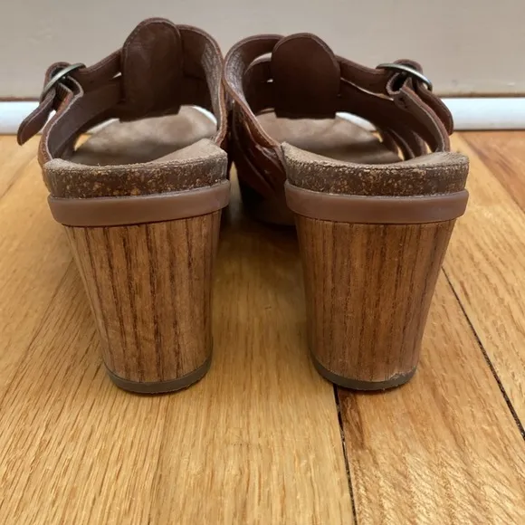 Dansko Dina Sandal Full Grain Leather Woven Strappy Block Heel Sandals Size 39