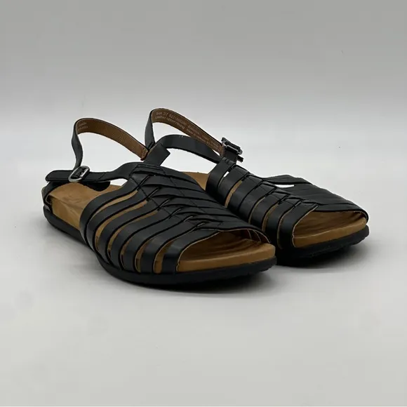 Dansko Jennifer Adjustable Fisherman-Style Sandals. Size 7