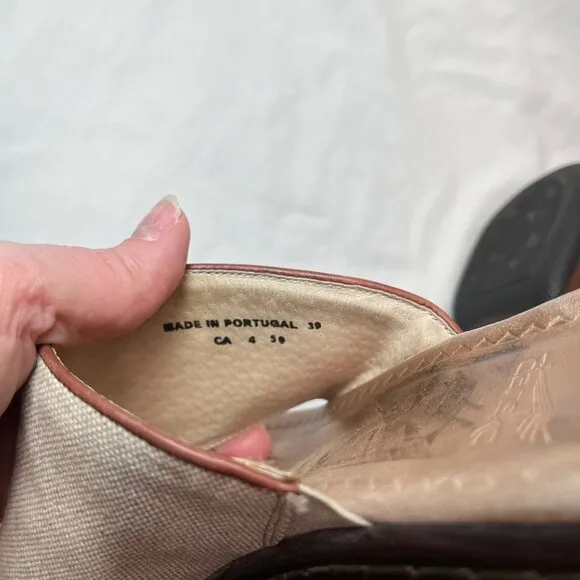 Dansko Khaki Tan&amp; Brown Leather And Canvas Thong Toe Slide Sandals 39