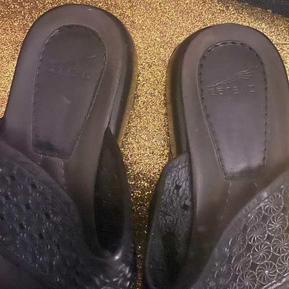 DANSKO LEATHER PERFORATED PLATFORM Sandals 38 GORG