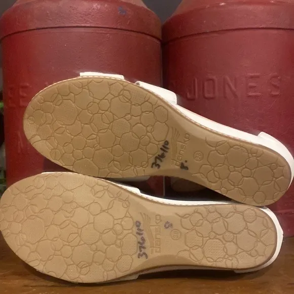 Dansko Leather Small Wedge‎ Sandals