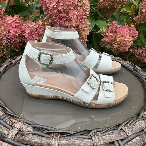 Dansko Leather Small Wedge‎ Sandals