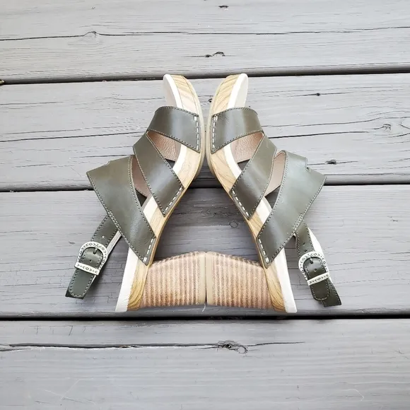 Dansko Professional Olive Green Leather Strappy Jesus Chunky Heel Sandals 39