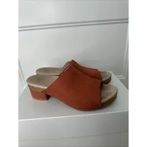 Dansko Sandals Maci Coral Nubuck Leather Slip On Shoes Women Size 41 IS 10.5
