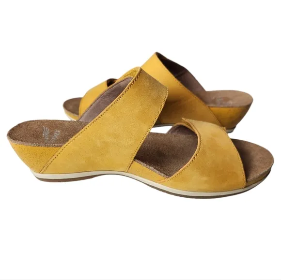 Dansko Sandals Womens Size 36 6 6.5 Marigold Yellow Vienna Suede Slip-on Comfort
