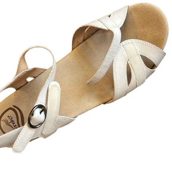 Dansko Season White Leather Adjustable Buckle Platform Sandals US 10.5-11/EU 41