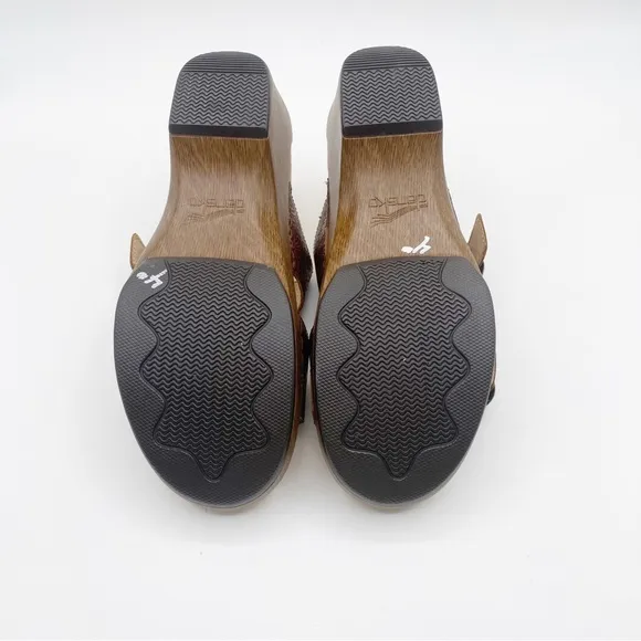 Dansko Sophie Sandal Comfy Comfort Casual Slide Two Strap Size 9 or size 39