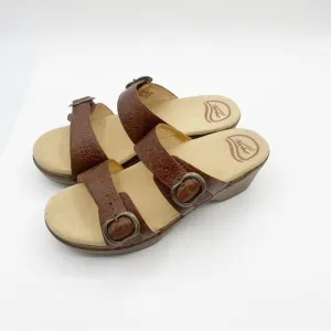 Dansko Sophie Sandal Comfy Comfort Casual Slide Two Strap Size 9 or size 39
