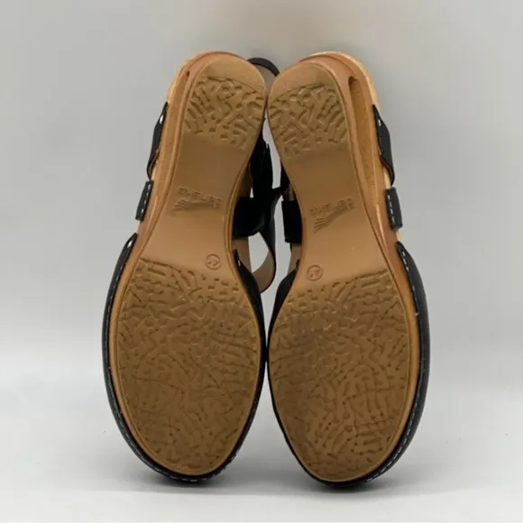 Dansko Taci Leather Wedge Sandals. Size 11