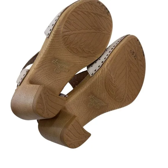 Dansko Teagan Women SZ 37 Beige Perforated Peep-Toe Slingback Sandals Block Heel