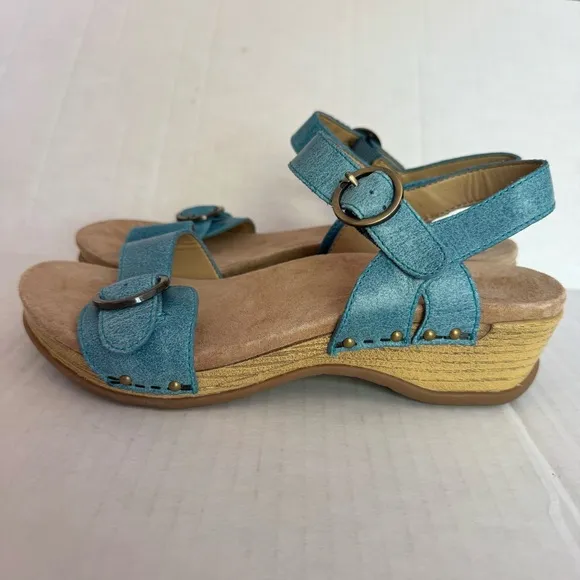 Dansko Tricia Lagoon Milled Burnished Sandals