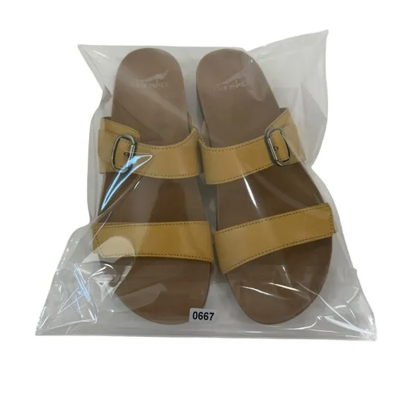 Dansko Womens Sandals Size 40 Yellow Leather Adjustable Buckle Straps Slip-On