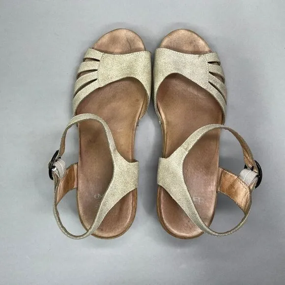 Dansko Women's Size 10.5 Tan Leahter Platform Sandals