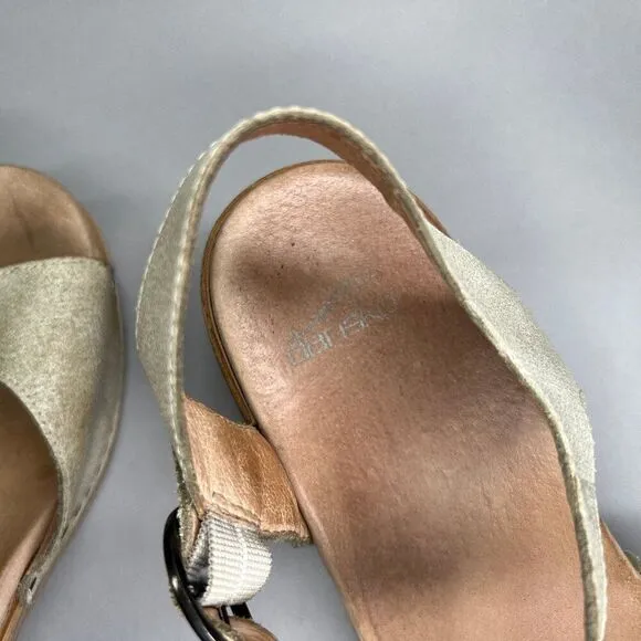 Dansko Women's Size 10.5 Tan Leahter Platform Sandals