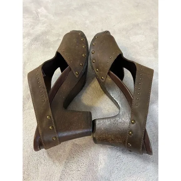Dansko Ripley Leather Studded Wooden Heel Platform Sandals 41