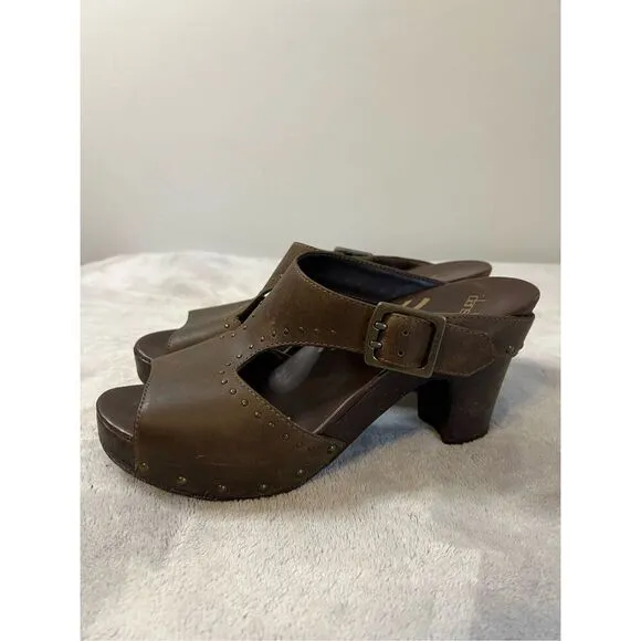 Dansko Ripley Leather Studded Wooden Heel Platform Sandals 41