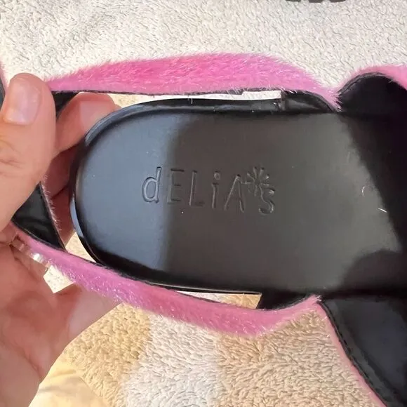 Delias Womens Pink Platform Wedge Sandals 11M Del21-155 Dolls Kill Fuzzy