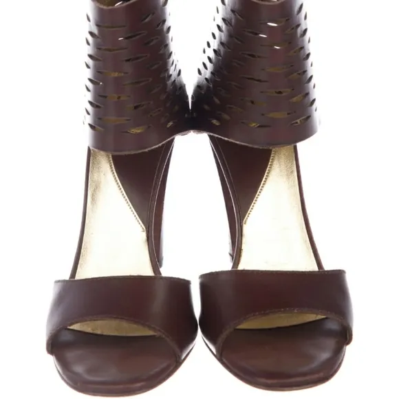 DIANE VON FURSTENBERG LEATHER ANKLE STRAP HEELS